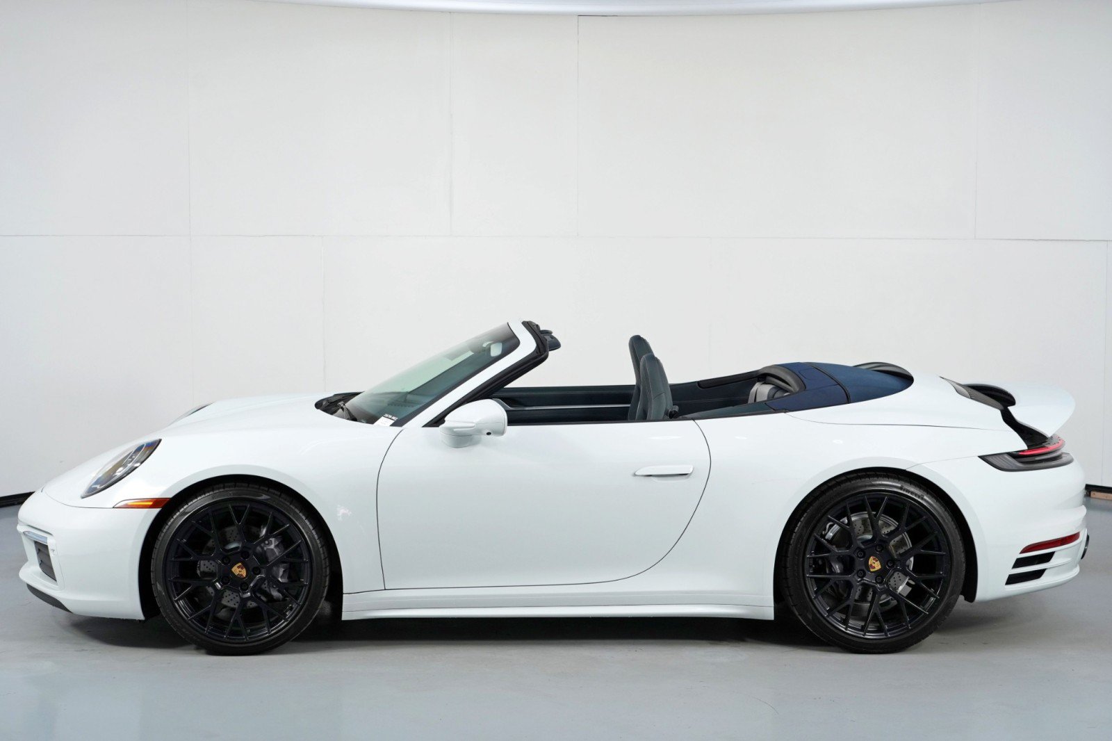 Used 2022 Porsche 911 Carrera image 43