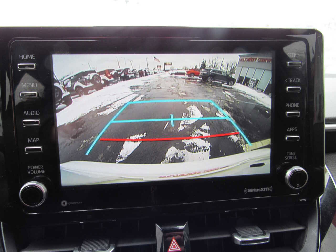 Used 2021 Toyota Corolla SE w/ Carpet Mat Package (TMS) FWD image 20