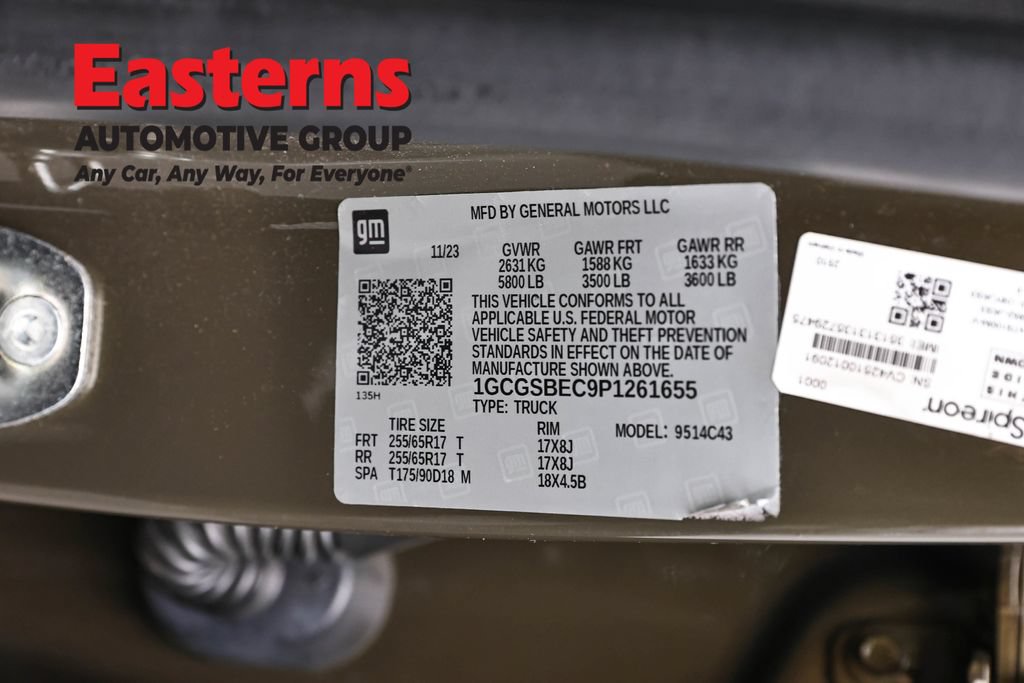 Used 2023 Chevrolet Colorado W/T RWD image 32