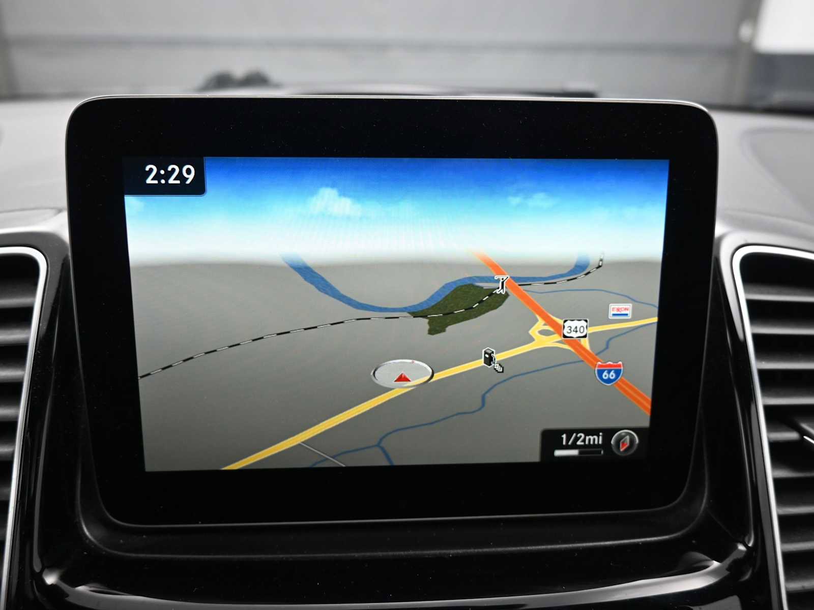 Used 2017 Mercedes-Benz GLS 450 4MATIC image 22