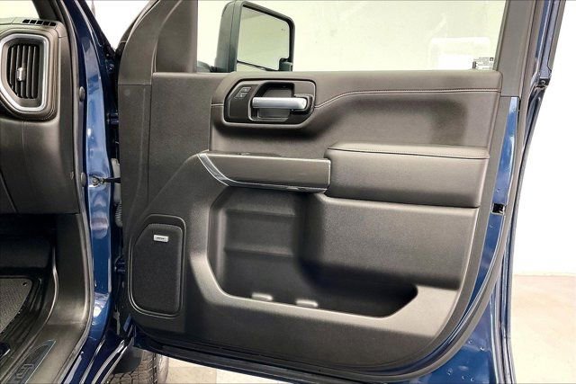 Used 2022 GMC Sierra 2500 AT4 w/ AT4 Preferred Package image 26