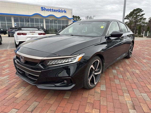 Used 2022 Honda Accord Sport image 1