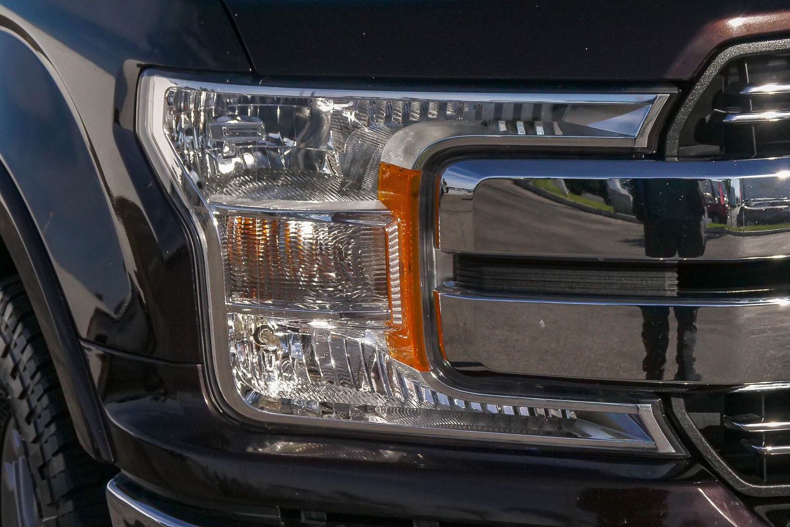 Used 2019 Ford F150 Lariat image 4