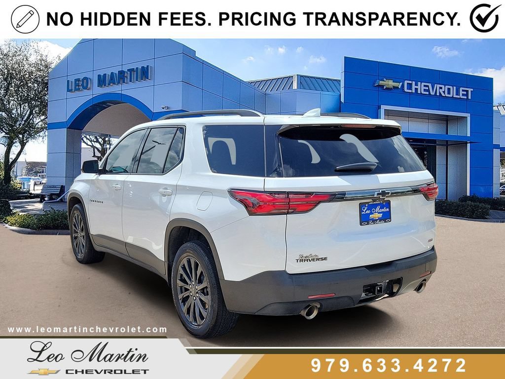 Used 2023 Chevrolet Traverse RS w/ LPO, Floor Liner Package FWD image 4