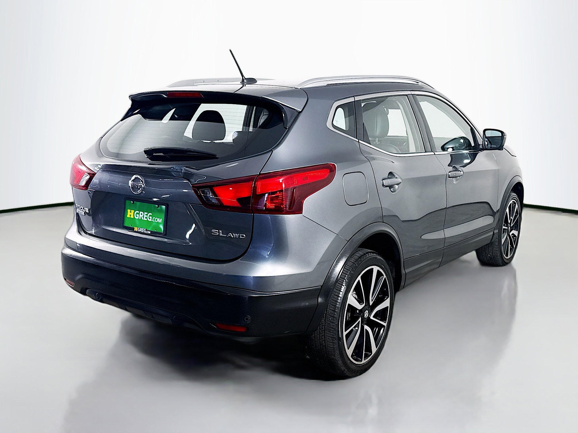 Used 2019 Nissan Rogue Sport SL w/ Premium Package image 10
