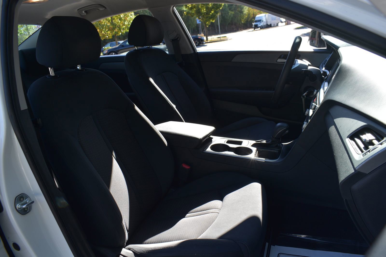 Used 2018 Hyundai Sonata SE image 25