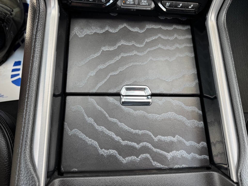 Used 2024 GMC Yukon Denali image 29