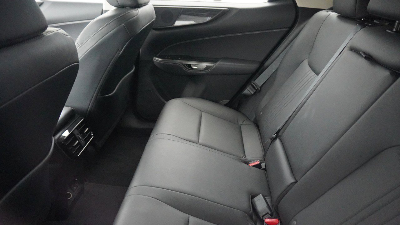 Used 2025 Lexus NX 250 FWD w/ Accessory Package (Z1) image 10