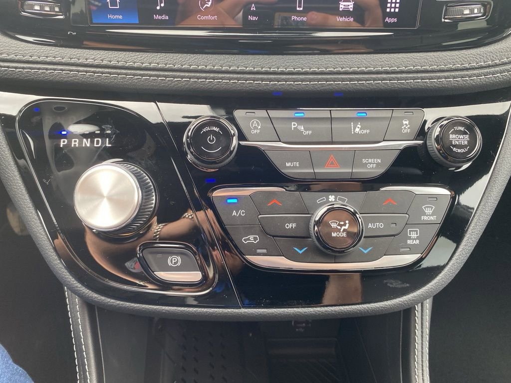 New 2026 Chrysler Pacifica Limited w/ S Appearance Package image 33
