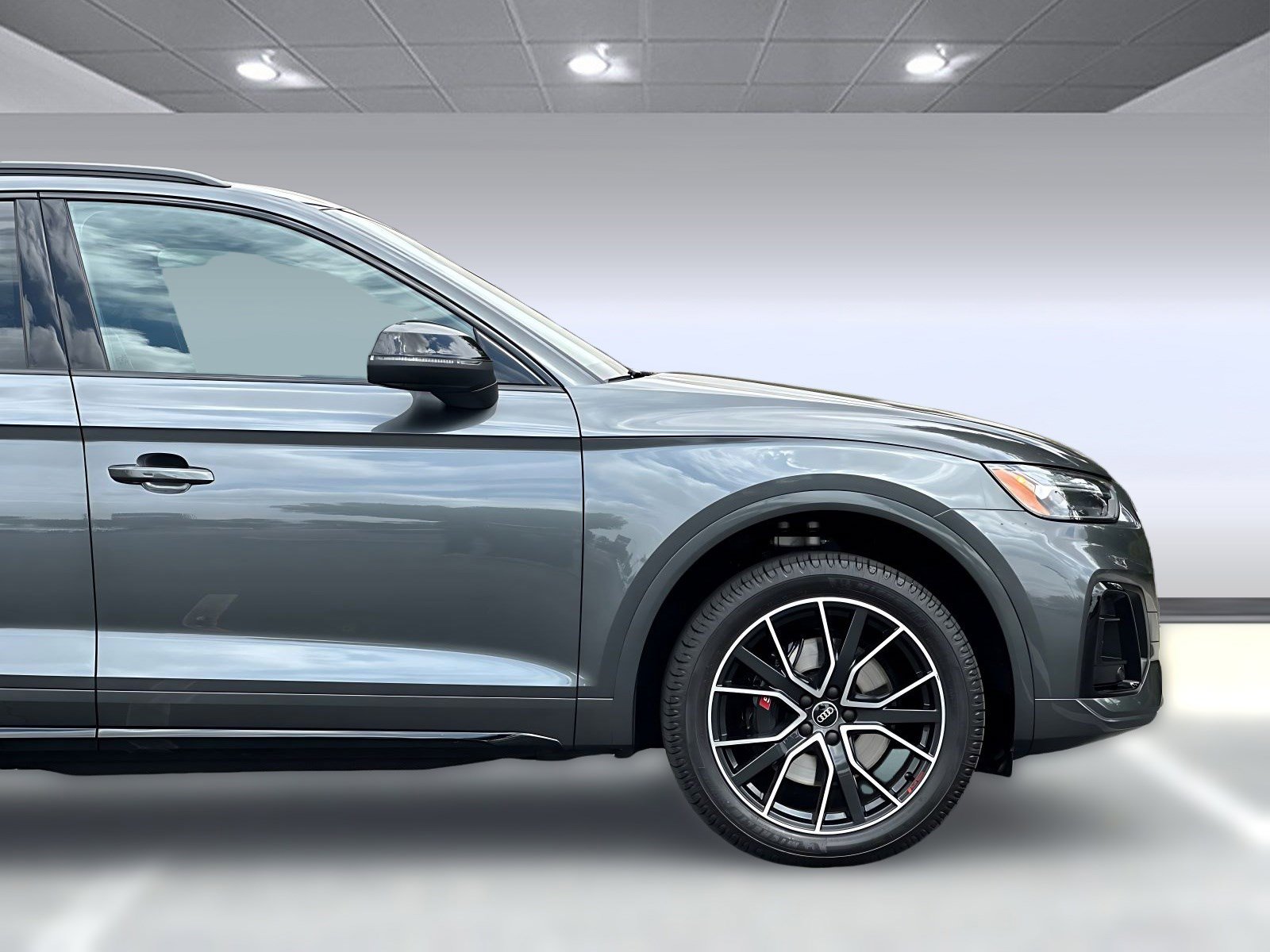 Used 2023 Audi SQ5 Premium Plus w/ Premium Plus Package AWD/4WD image 33