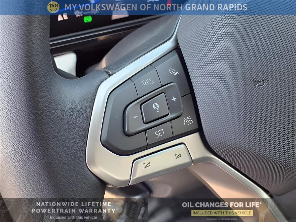New 2025 Volkswagen Taos S image 17