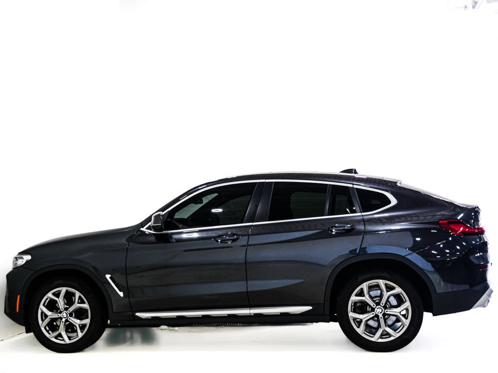 Used 2024 BMW X4 xDrive30i w/ Parking Assistance Package AWD/4WD image 6