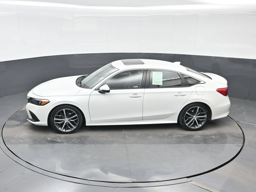 Used 2022 Honda Civic Touring image 18