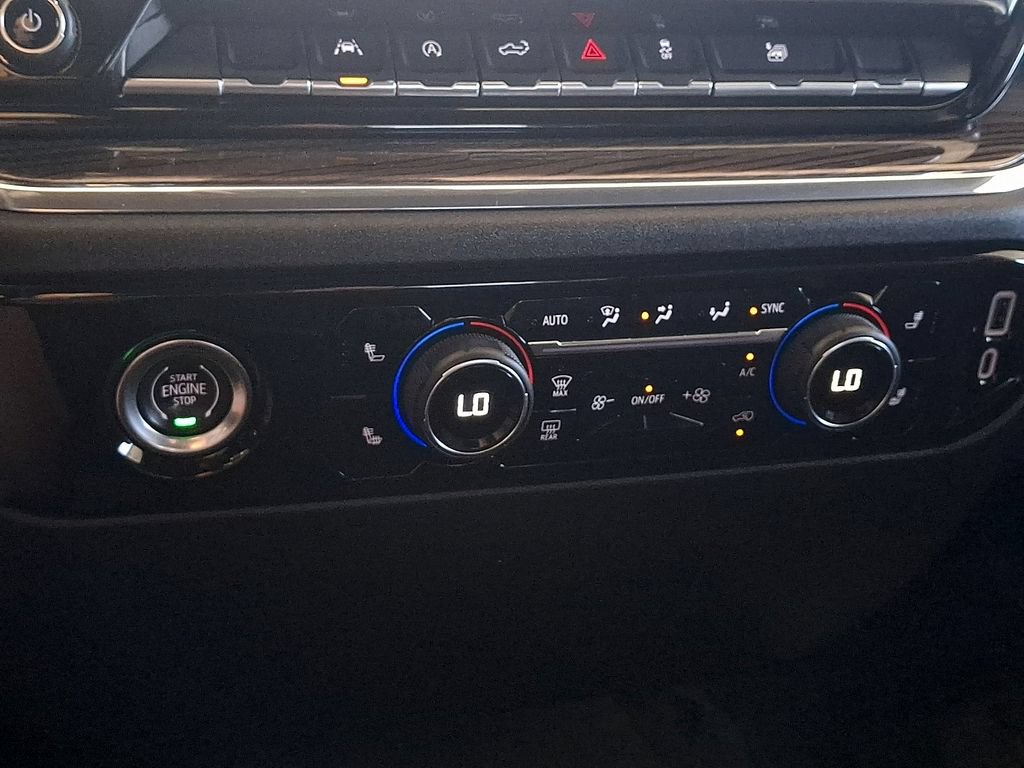 Certified 2024 Chevrolet Silverado 1500 RST AWD/4WD image 15