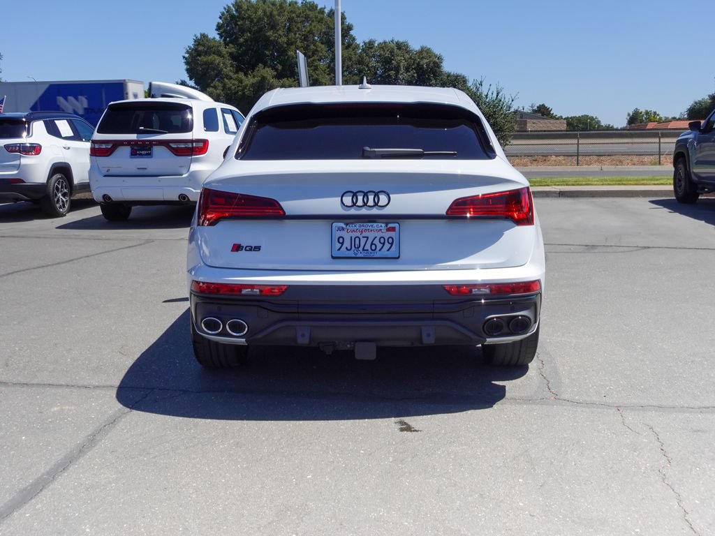 Used 2023 Audi SQ5 Prestige w/ Prestige Package AWD/4WD image 8