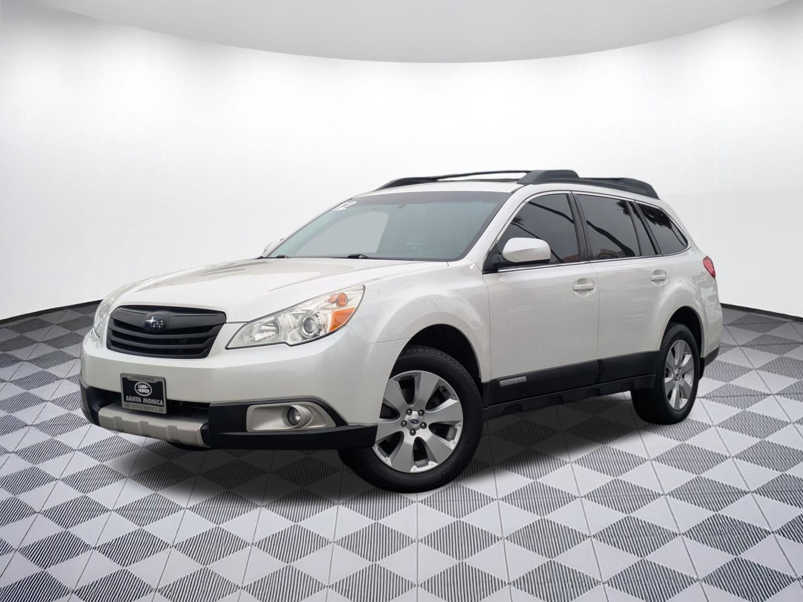 Used 2012 Subaru Outback 2.5i Limited w/ Moonroof Pkg AWD/4WD image 1