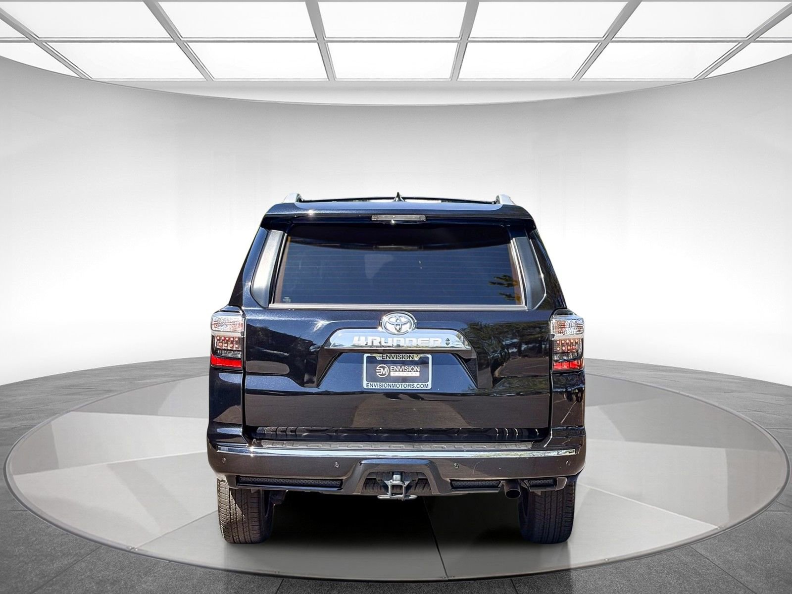 Used 2023 Toyota 4Runner Limited image 3