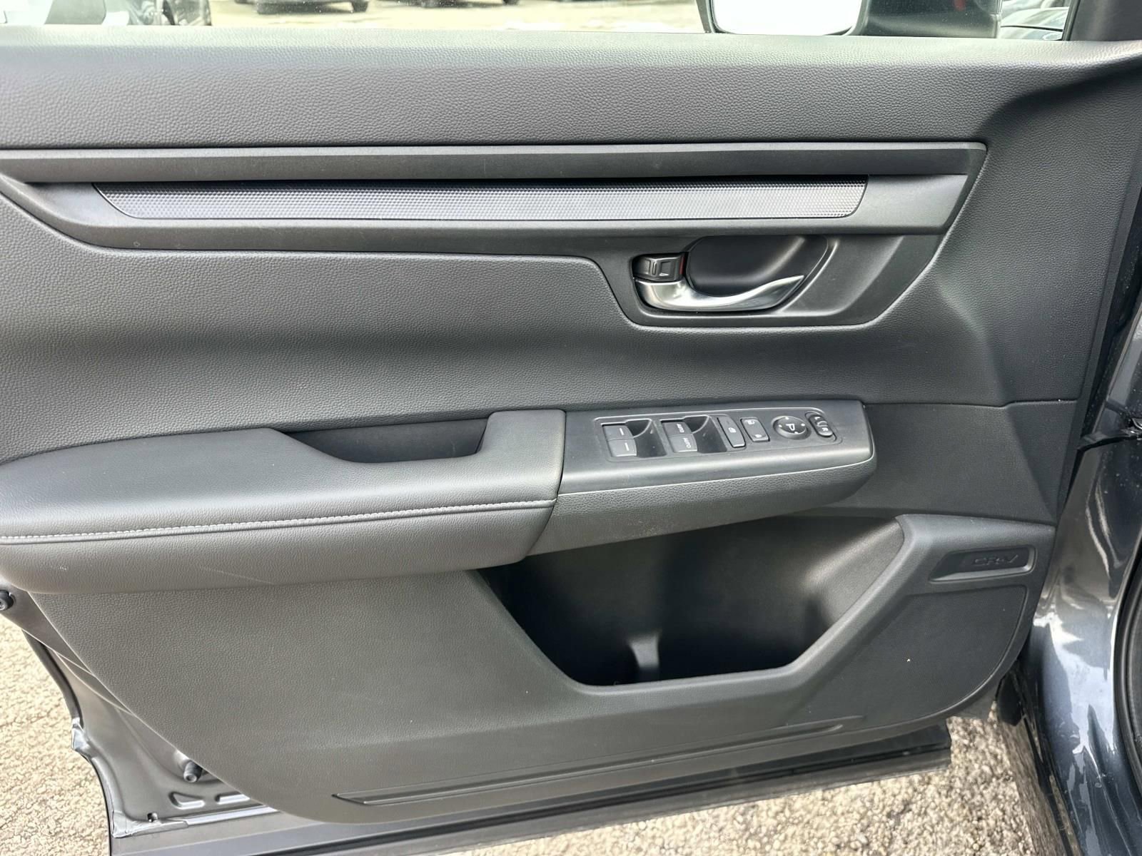 Used 2024 Honda CR-V EX image 15