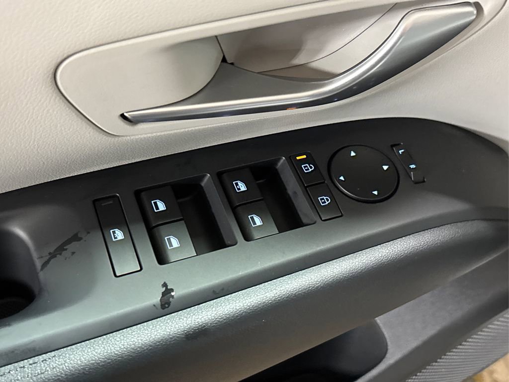 New 2026 Hyundai Tucson SE image 26