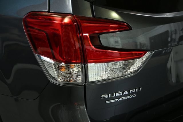 Used 2023 Subaru Forester Premium AWD/4WD image 17