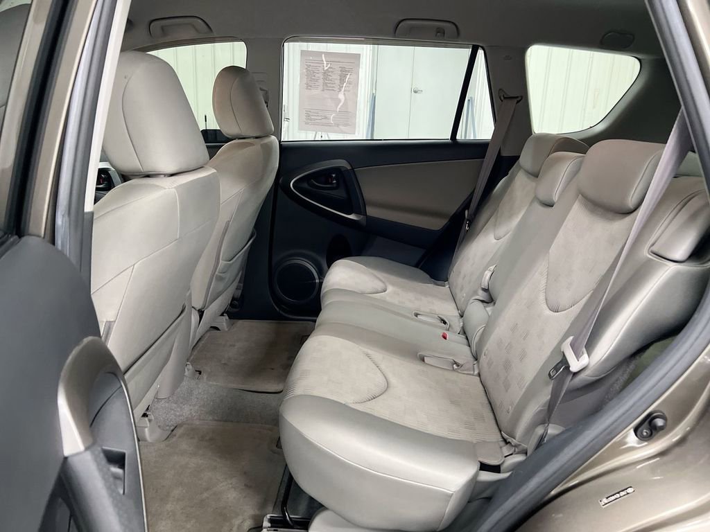 Used 2010 Toyota RAV4 2WD image 21
