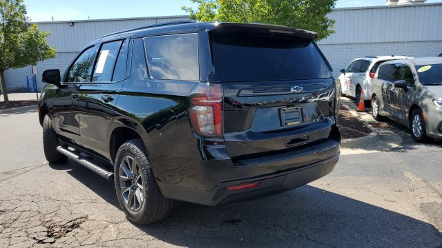 Used 2023 Chevrolet Tahoe Z71 w/ Luxury Package AWD/4WD image 2