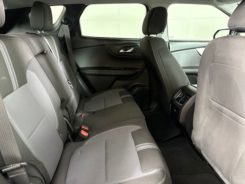 Used 2024 Chevrolet Blazer LT w/ Convenience Package FWD image 18