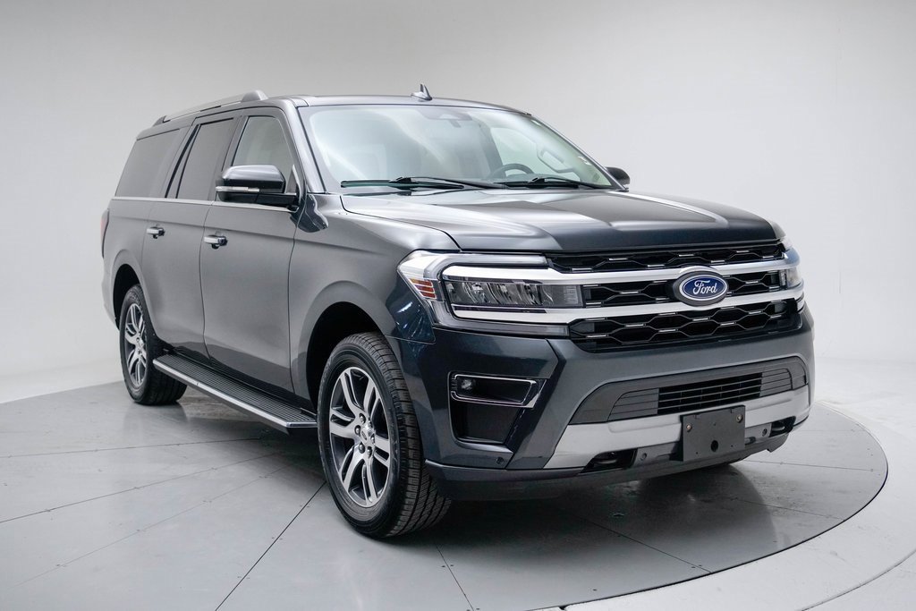 Used 2022 Ford Expedition Max Limited image 3