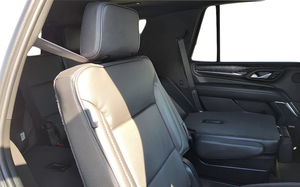 Used 2024 GMC Yukon Denali w/ Denali Reserve Package AWD/4WD image 39