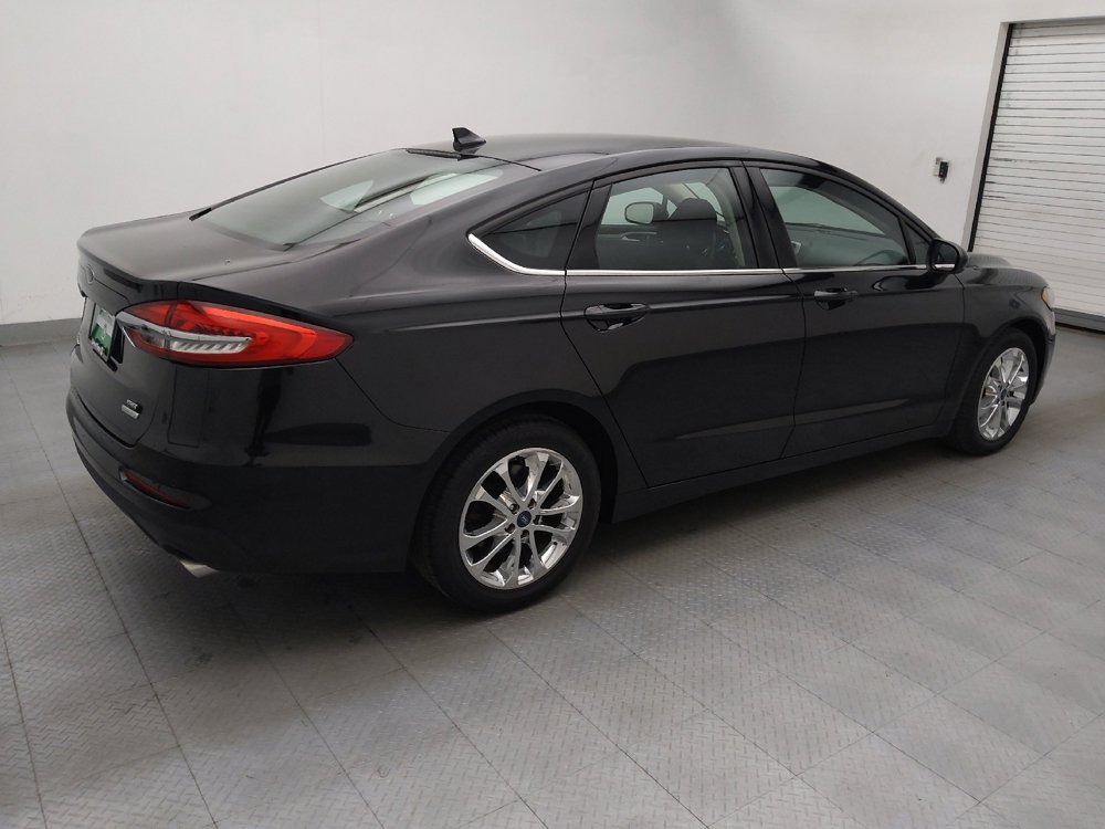 Used 2020 Ford Fusion SE FWD image 10