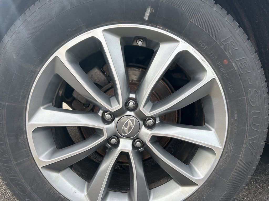 Used 2019 Hyundai Santa Fe XL SE image 10