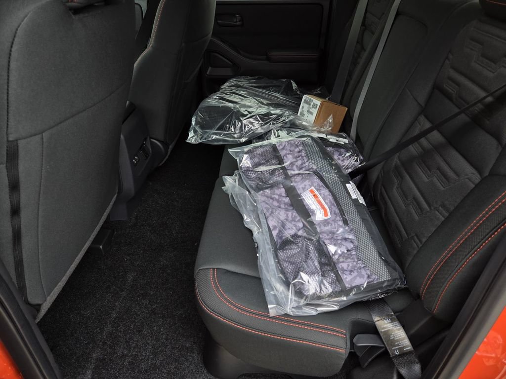 New 2026 Nissan Frontier PRO-4X w/ Pro-4x Convenience Package AWD/4WD image 11