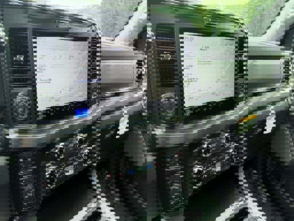 New 2025 Ford F250 Lariat w/ Lariat Ultimate Package image 19