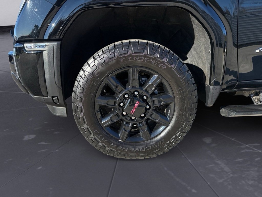 Used 2024 GMC Sierra 2500 AT4 w/ AT4 Premium Plus Package image 19