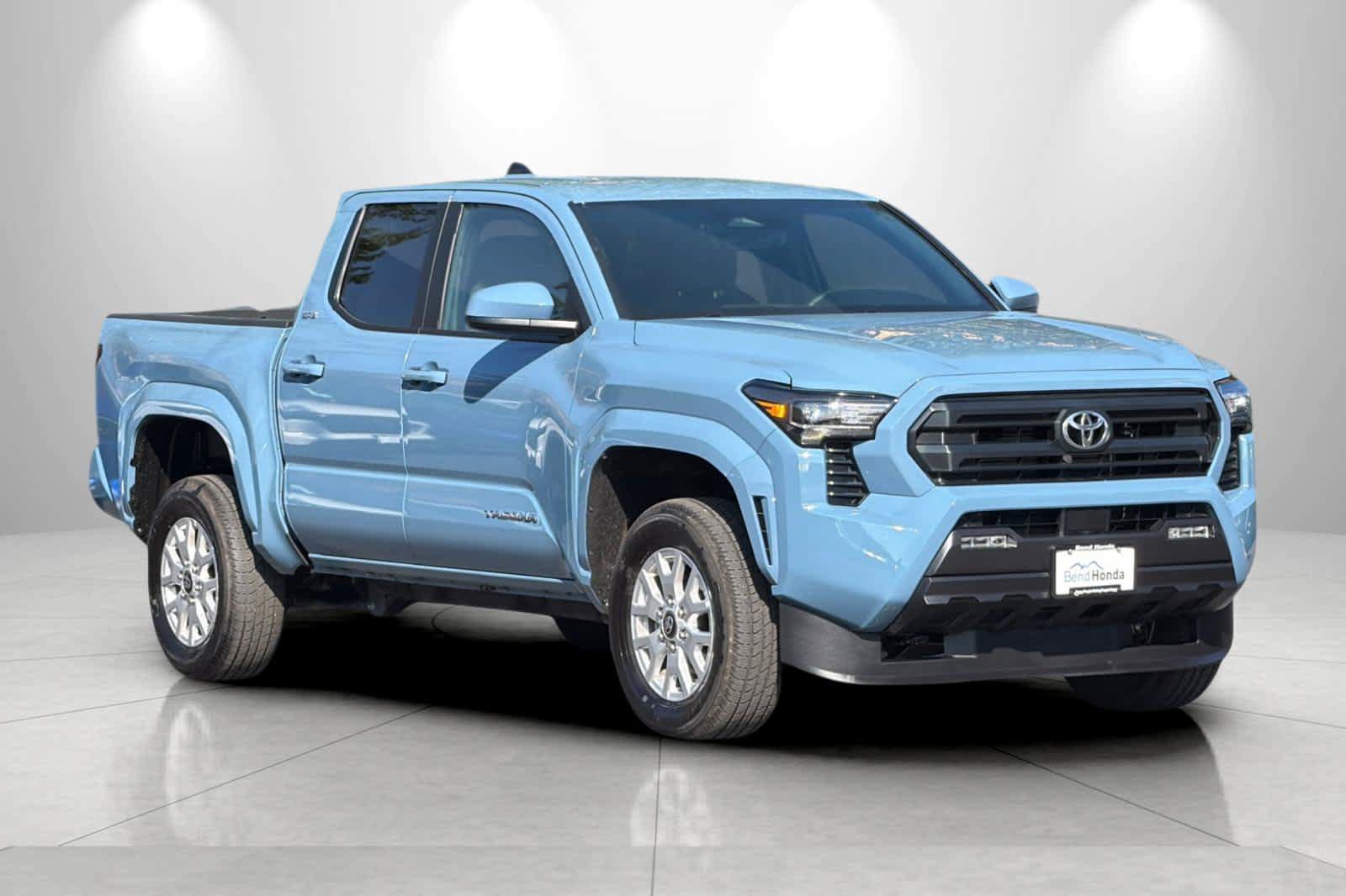 Used 2026 Toyota Tacoma SR5 AWD/4WD image 9