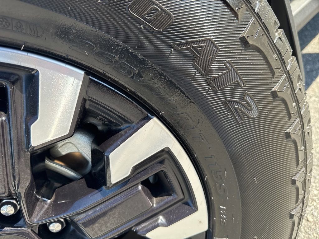 Used 2024 Nissan Frontier PRO-4X w/ Pro Convenience Package image 34