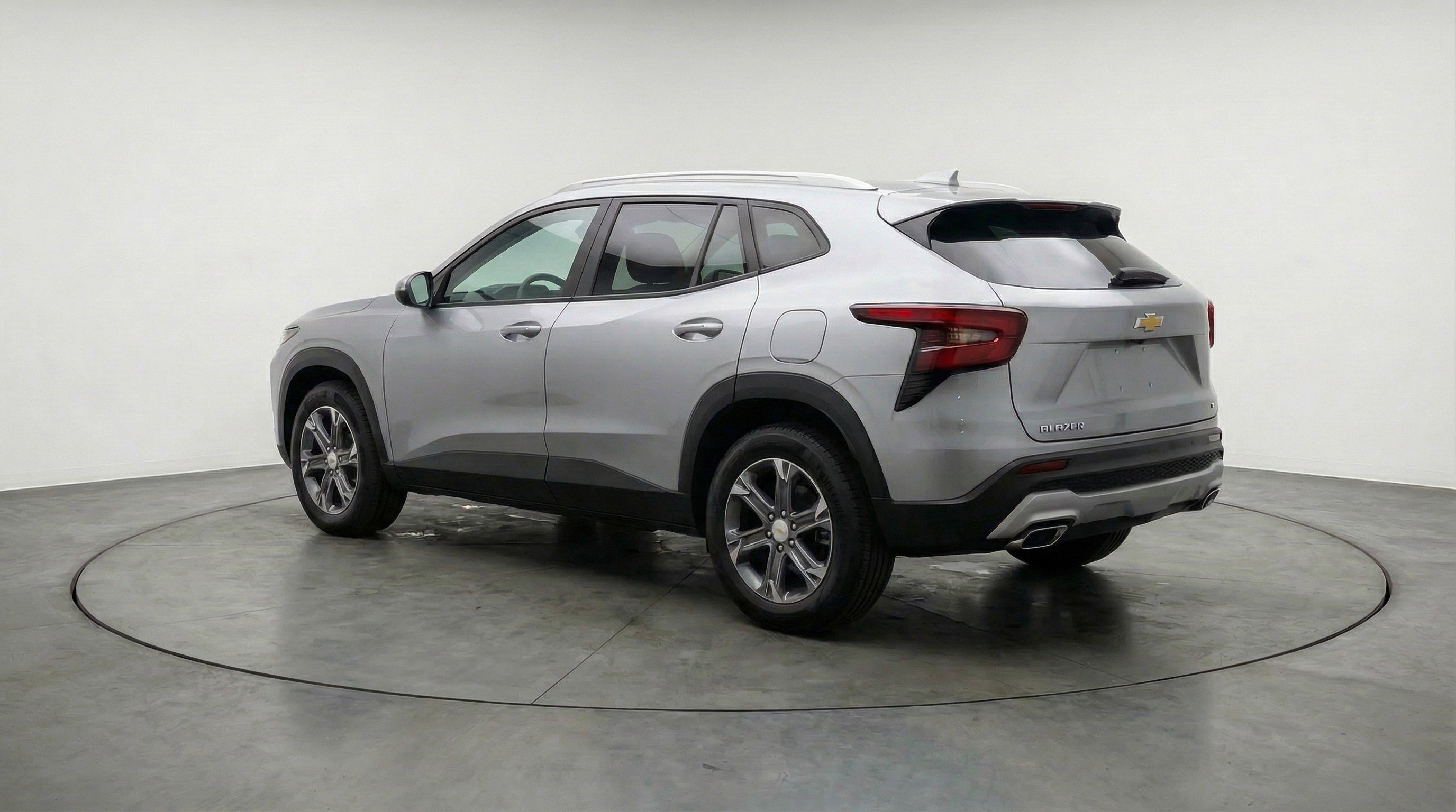 Used 2025 Chevrolet Blazer LT image 6