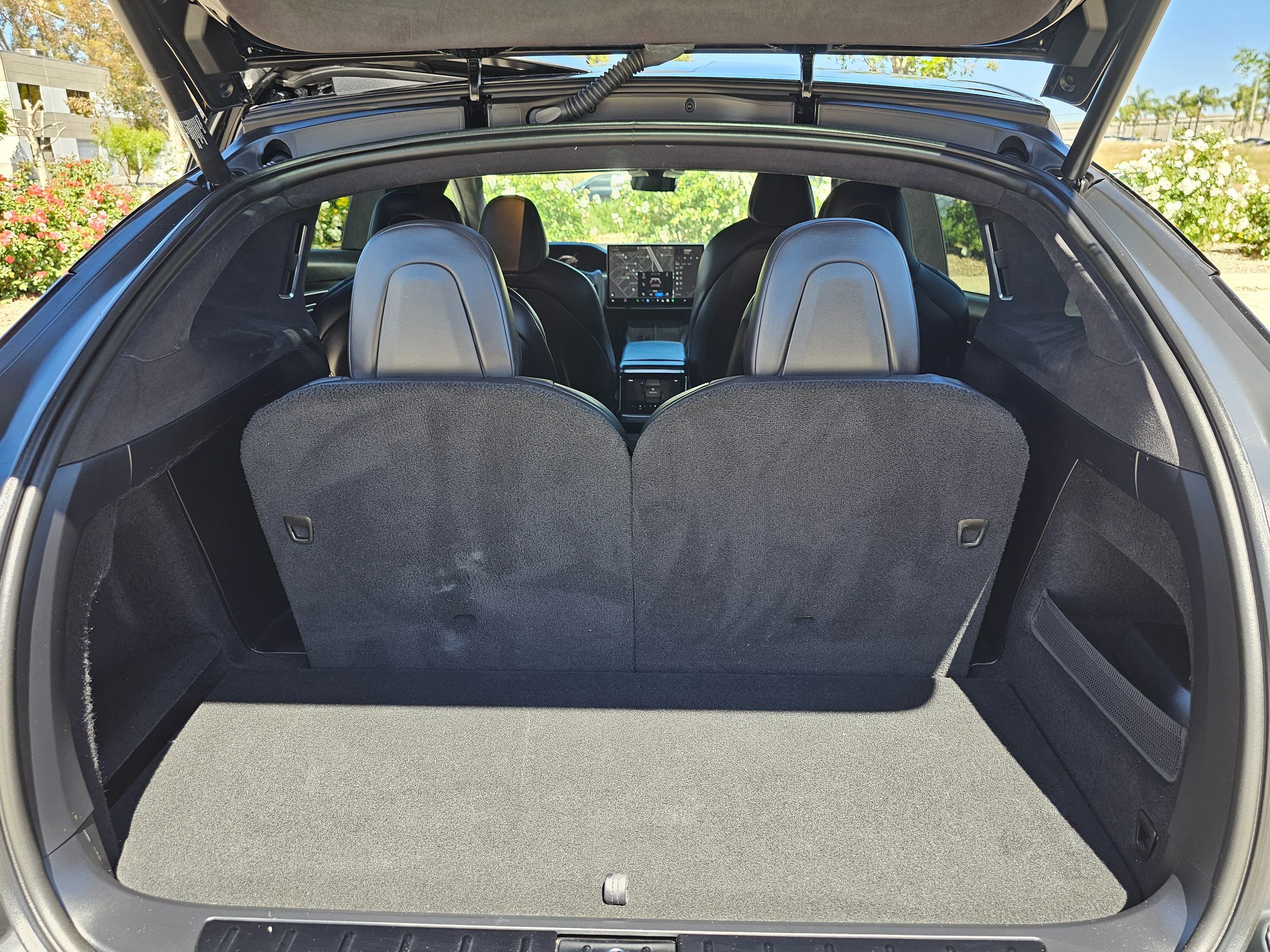 Used 2022 Tesla Model X Plaid image 31