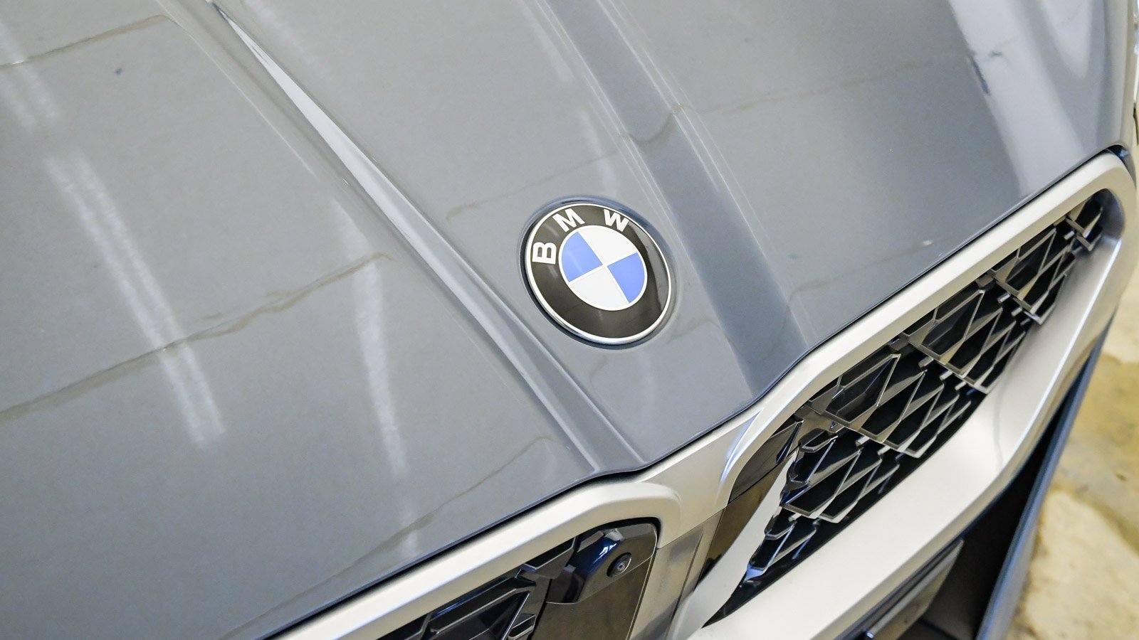 Used 2025 BMW X2 xDrive28i w/ Premium Package image 8