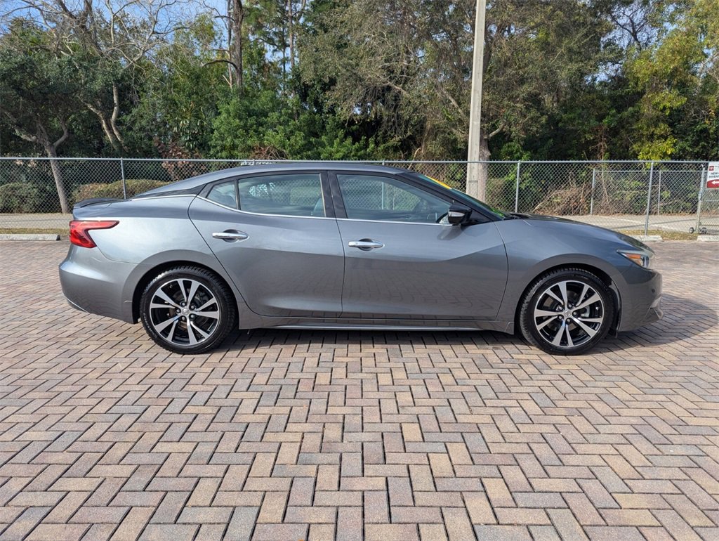 Used 2018 Nissan Maxima Platinum image 12