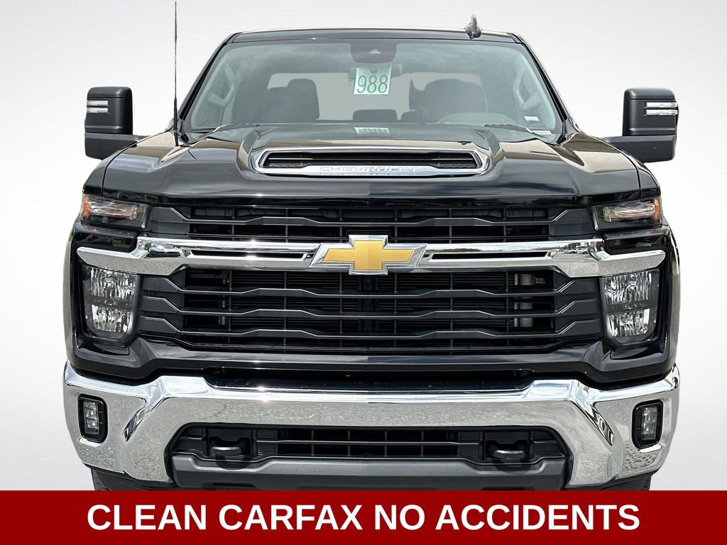Used 2025 Chevrolet Silverado 2500 LT w/ Convenience Package AWD/4WD image 3