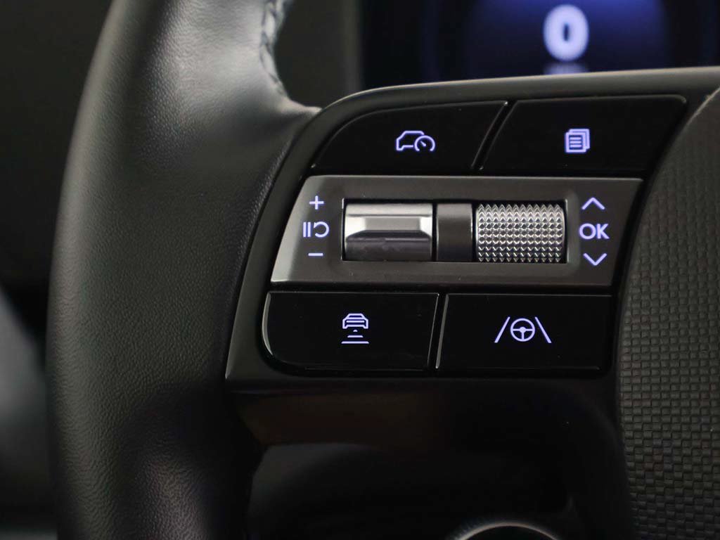 Used 2025 Hyundai Ioniq 5 SE RWD image 38