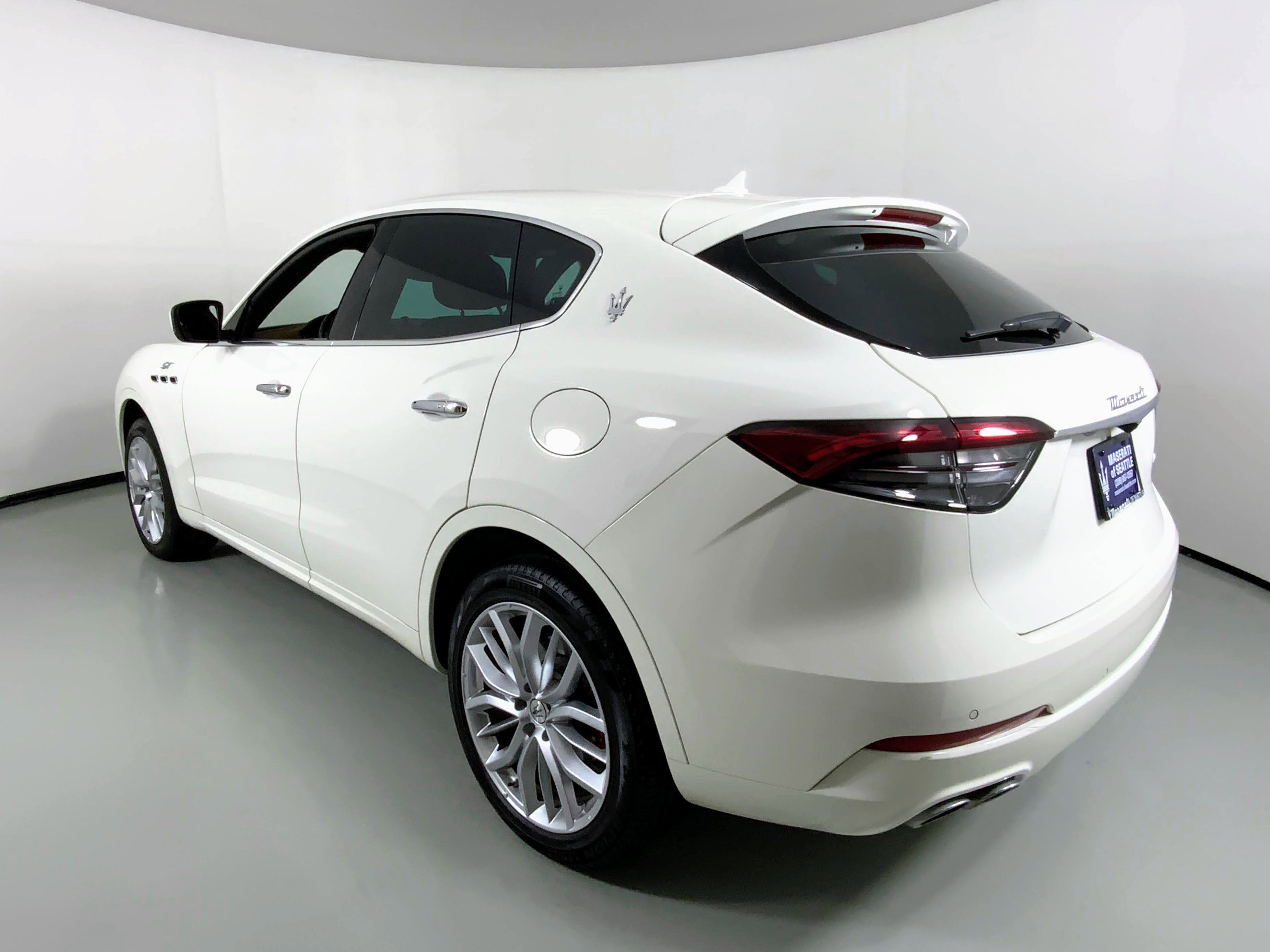 Certified 2022 Maserati Levante GT image 12