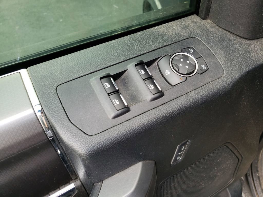 Used 2016 Ford F150 XLT w/ Equipment Group 302A Luxury AWD/4WD image 11