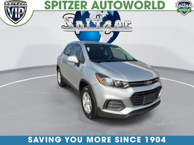 Used 2017 Chevrolet Trax LS AWD/4WD image 3
