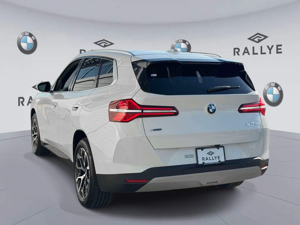 Certified 2025 BMW X3 xDrive30i w/ Premium Package image 9