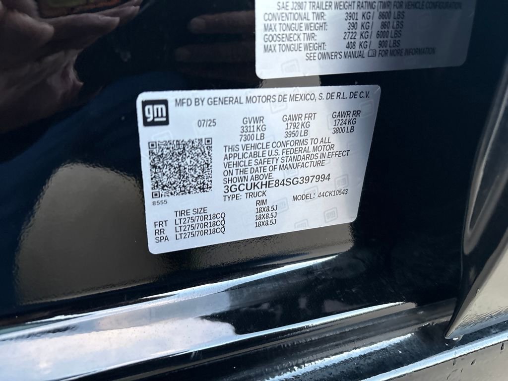 Used 2025 Chevrolet Silverado 1500 ZR2 w/ Technology Package image 33