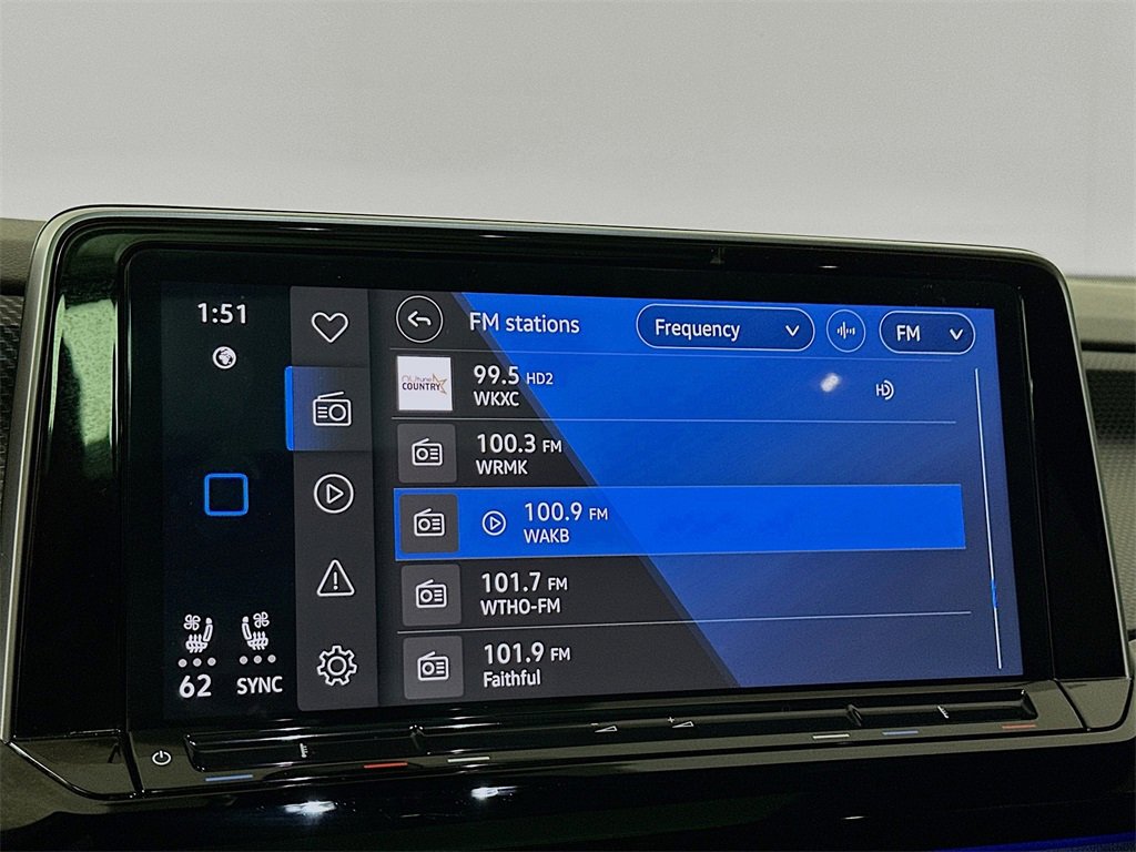 Used 2024 Volkswagen Atlas Cross Sport SEL Premium R-Line image 14