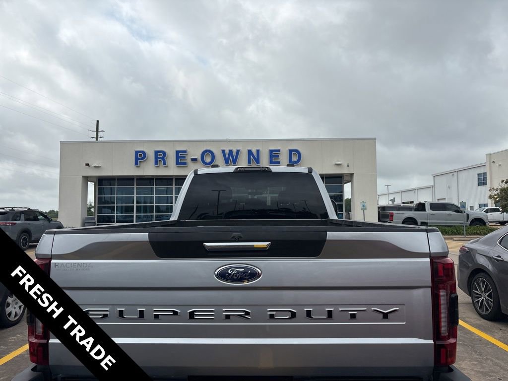 Used 2021 Ford F350 XLT w/ XLT Premium Package AWD/4WD image 12