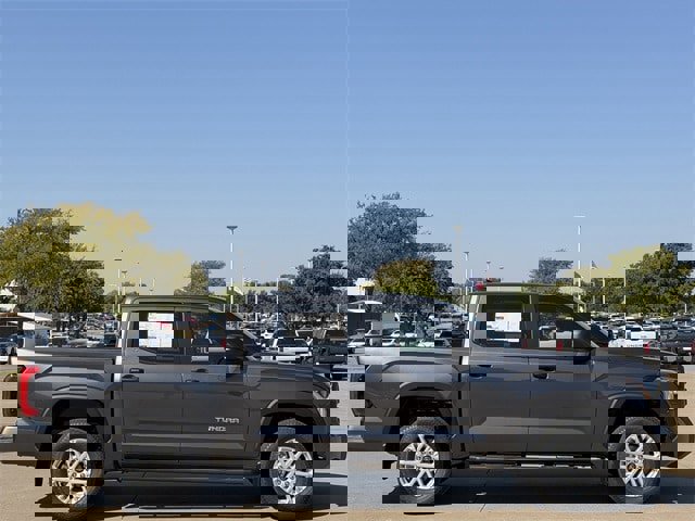 New 2026 Toyota Tundra SR5 image 3